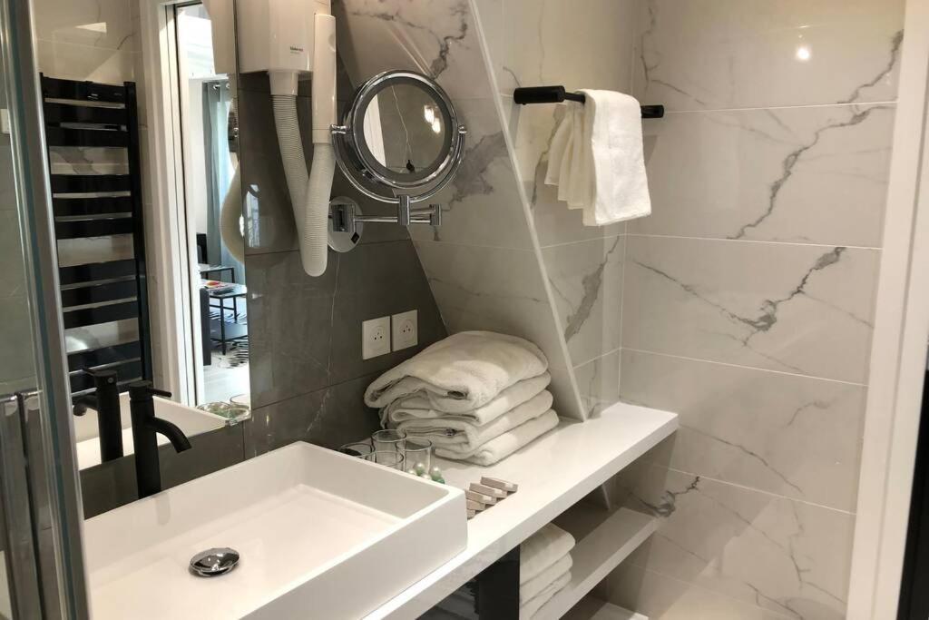 Appartement Rousselet Quartier Bon Marche Paris Viieme Exteriér fotografie
