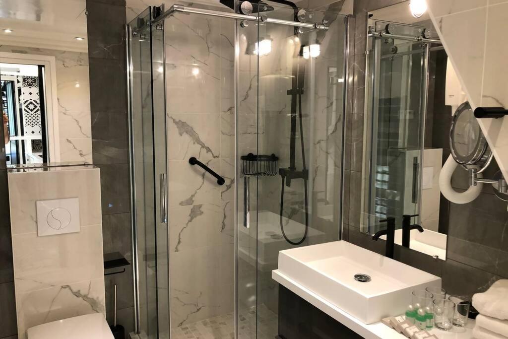 Appartement Rousselet Quartier Bon Marche Paris Viieme Exteriér fotografie